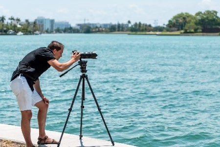 professional photography photographing a home in Florida